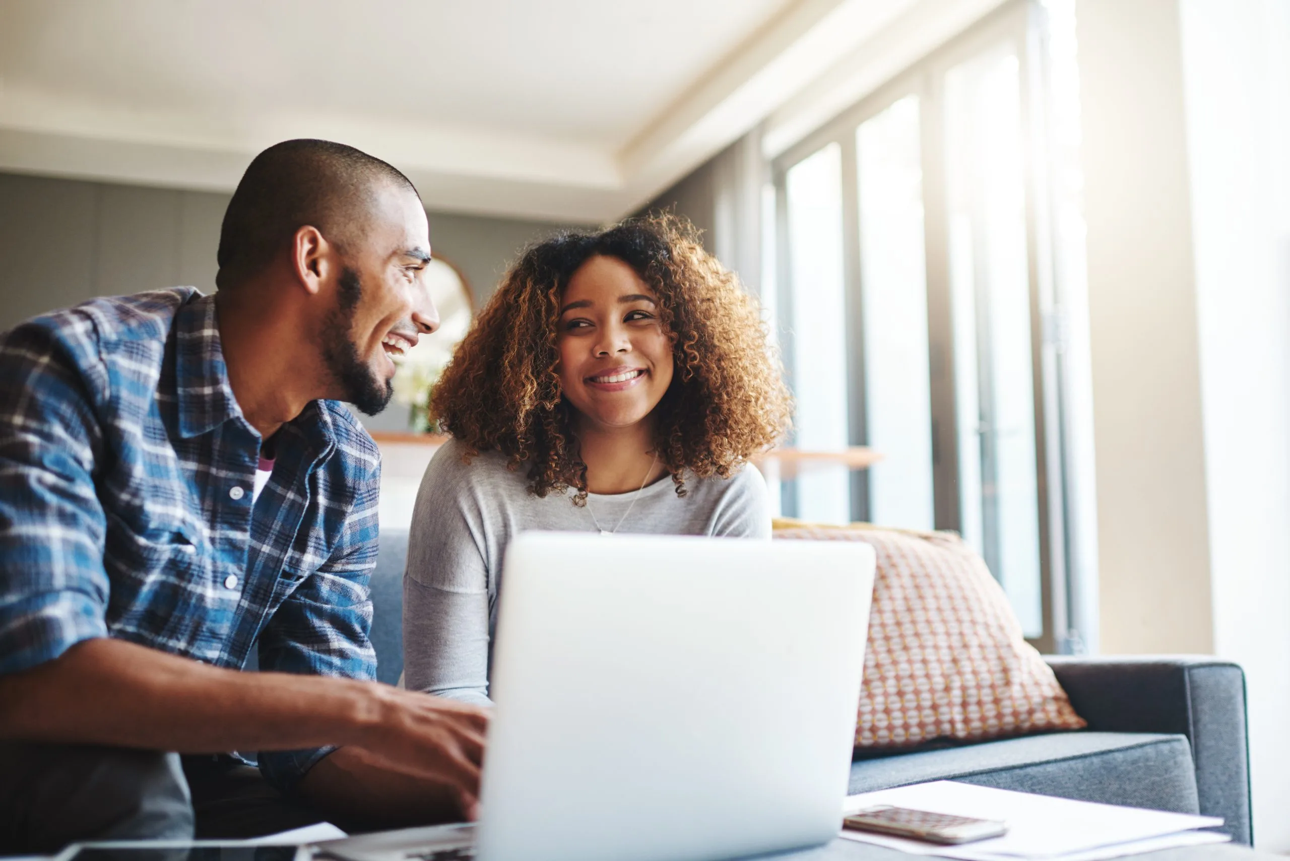6 Money-Related Challenges Newlyweds Face